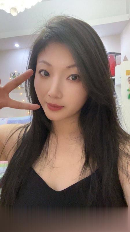 湖北-武汉大奶少妇小西茜-2.jpg