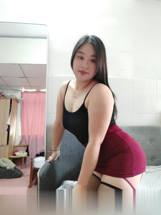 广东-深圳坪洲大胸女人-2.jpg